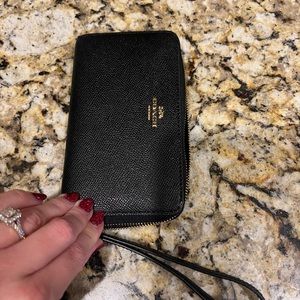 Black coach wristlet hardly used
